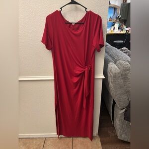 Chic Scarlet Maxi Dress